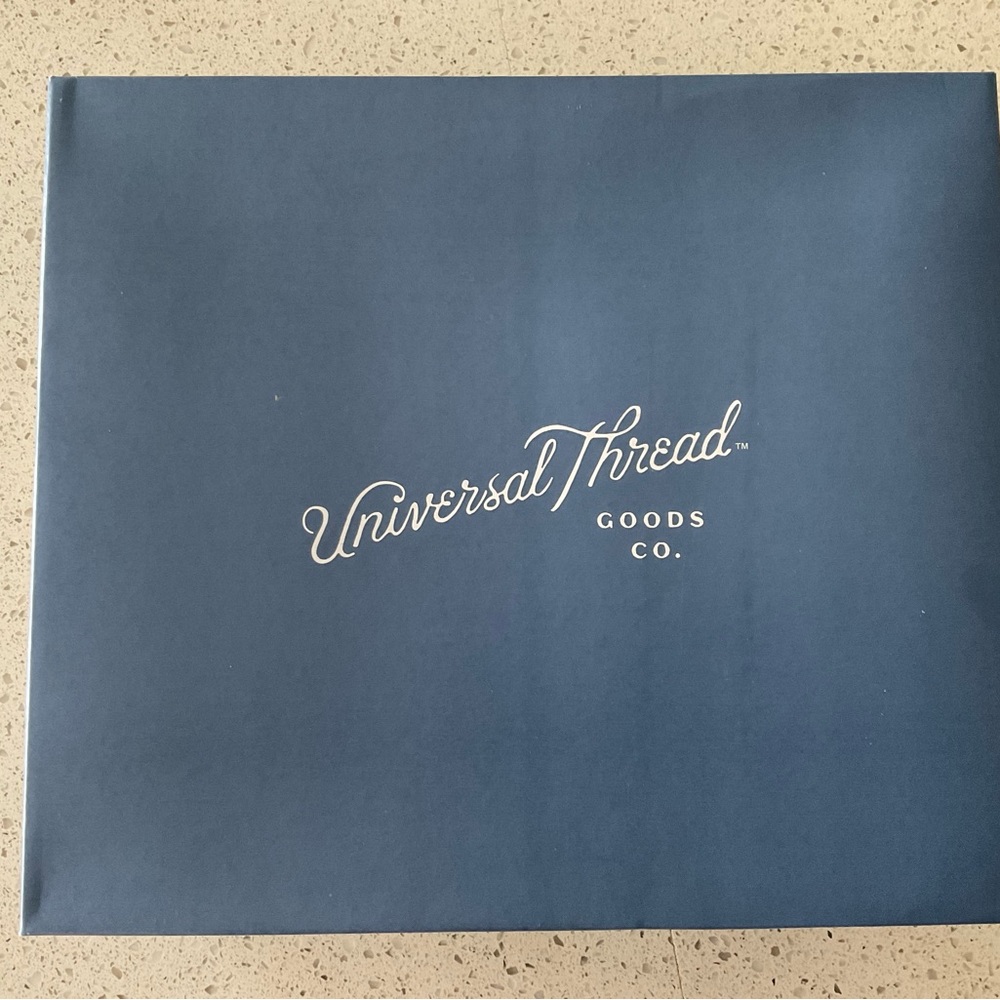 Universal Threads - Cat Boots - Genuine Leather - Size 8 - Picture 8 of 9